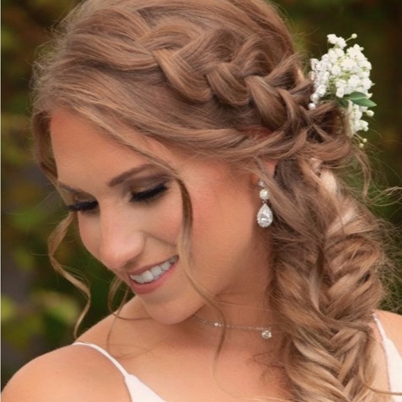 David Tutera Embellish bridal earrings. Never worn - Picture 4 of 7